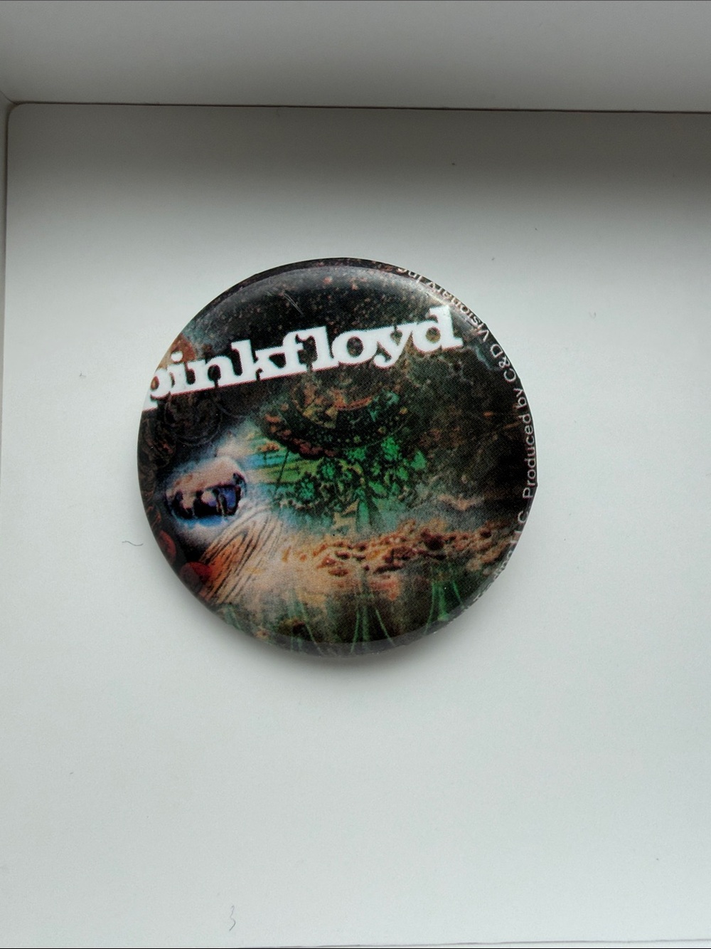 Pink Floyd Button Pin Trio - Picture 2 of 4